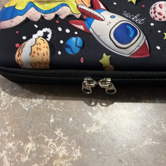 Pencil Case - Picture 4 of 4